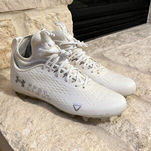 NWOT White Under Armour Spotlight Men's Football Cleats SZ 14